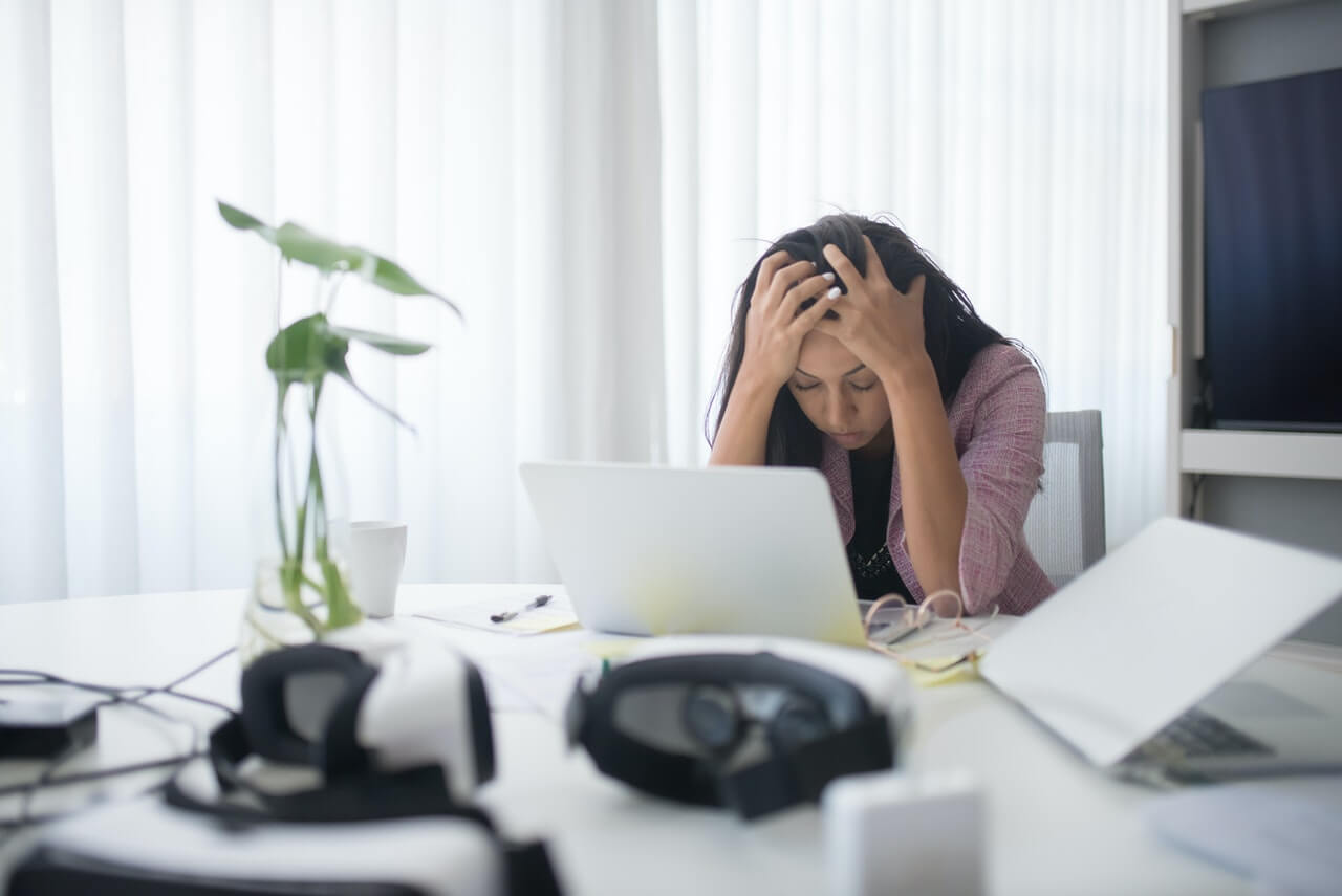stressed-woman-at-work