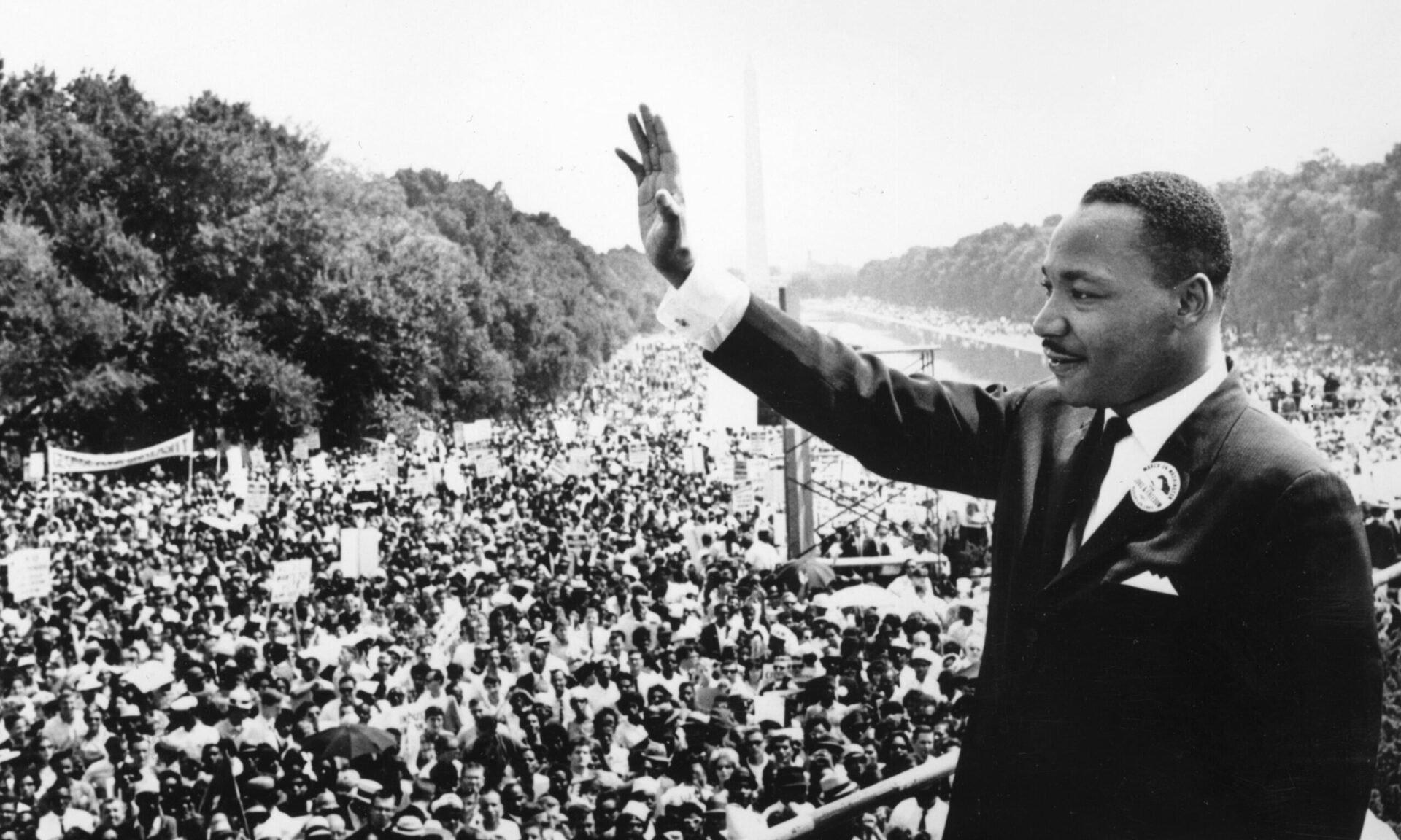 Martin-Luther-king-speech-to-his-community